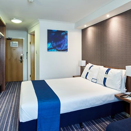 Holiday Inn Express Glenrothes By Ihg Eksteriør billede
