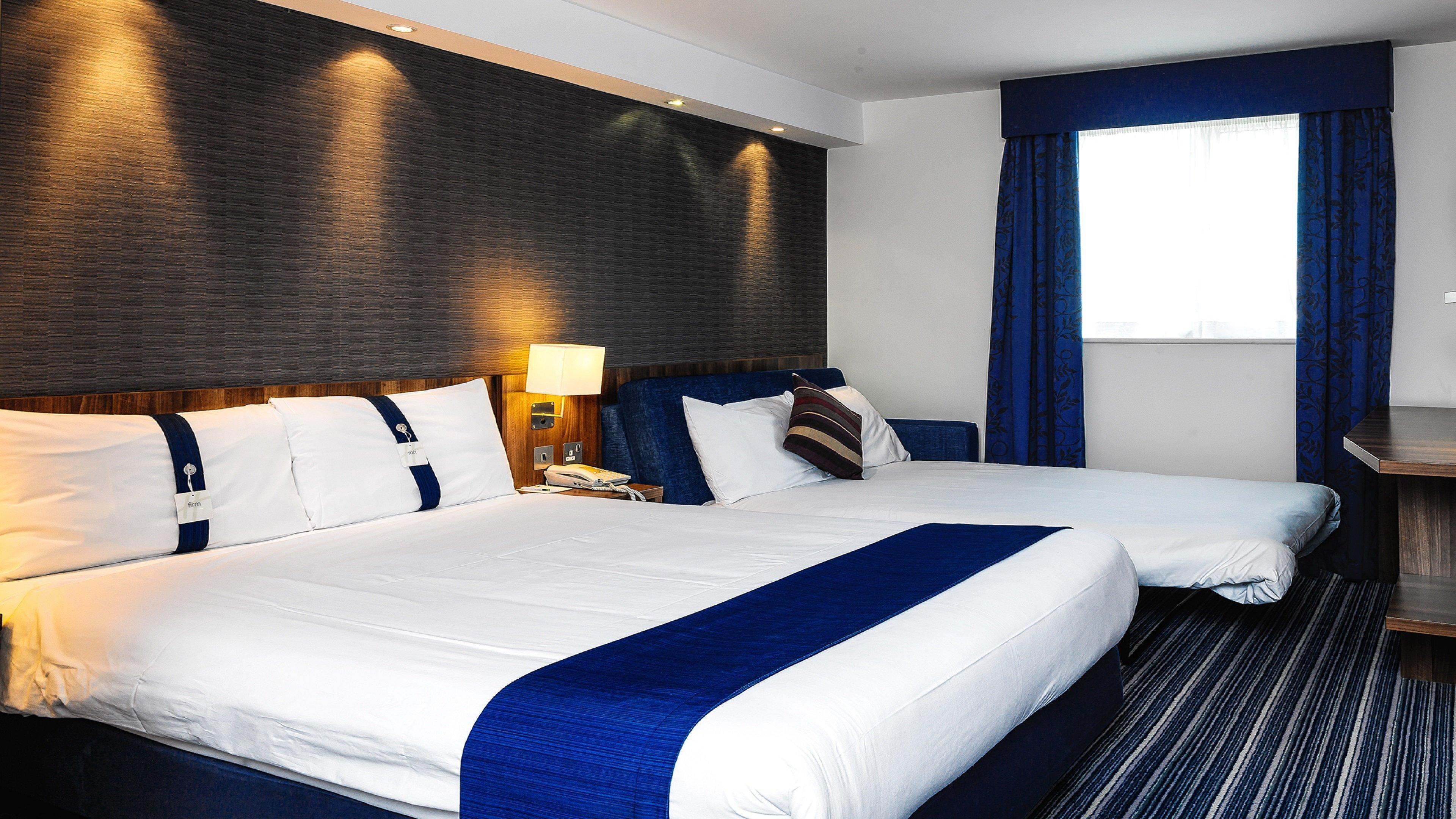 Holiday Inn Express Glenrothes By Ihg Eksteriør billede